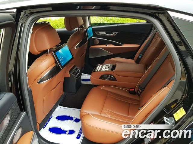 🚗 Kia 2018