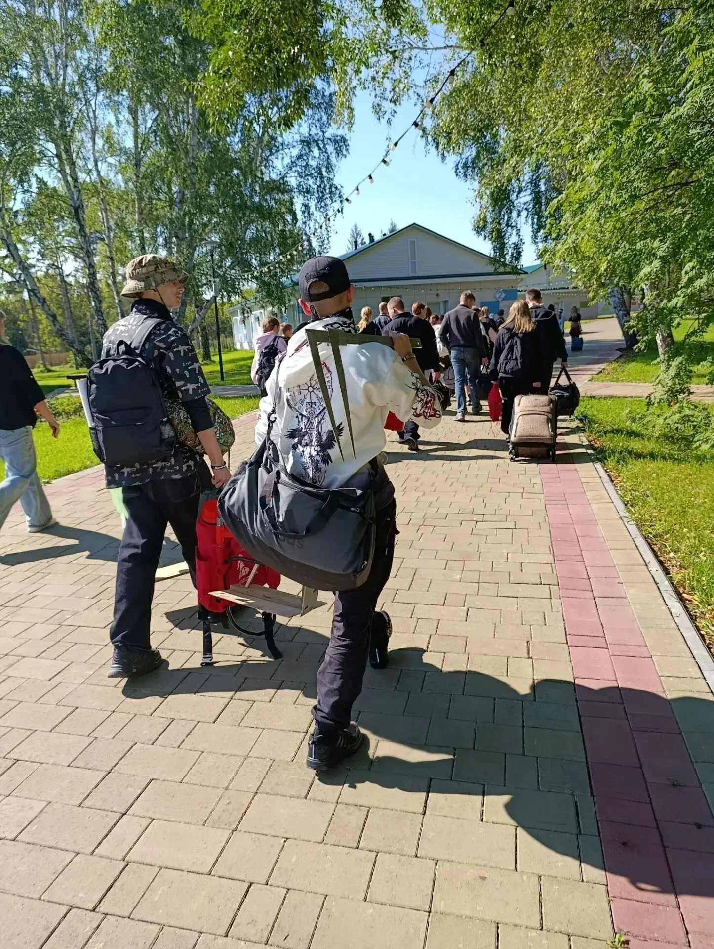 Сегодня 20 августа, команда нашего школьного лесничества «Зеленый дозор» в составе Рощи...