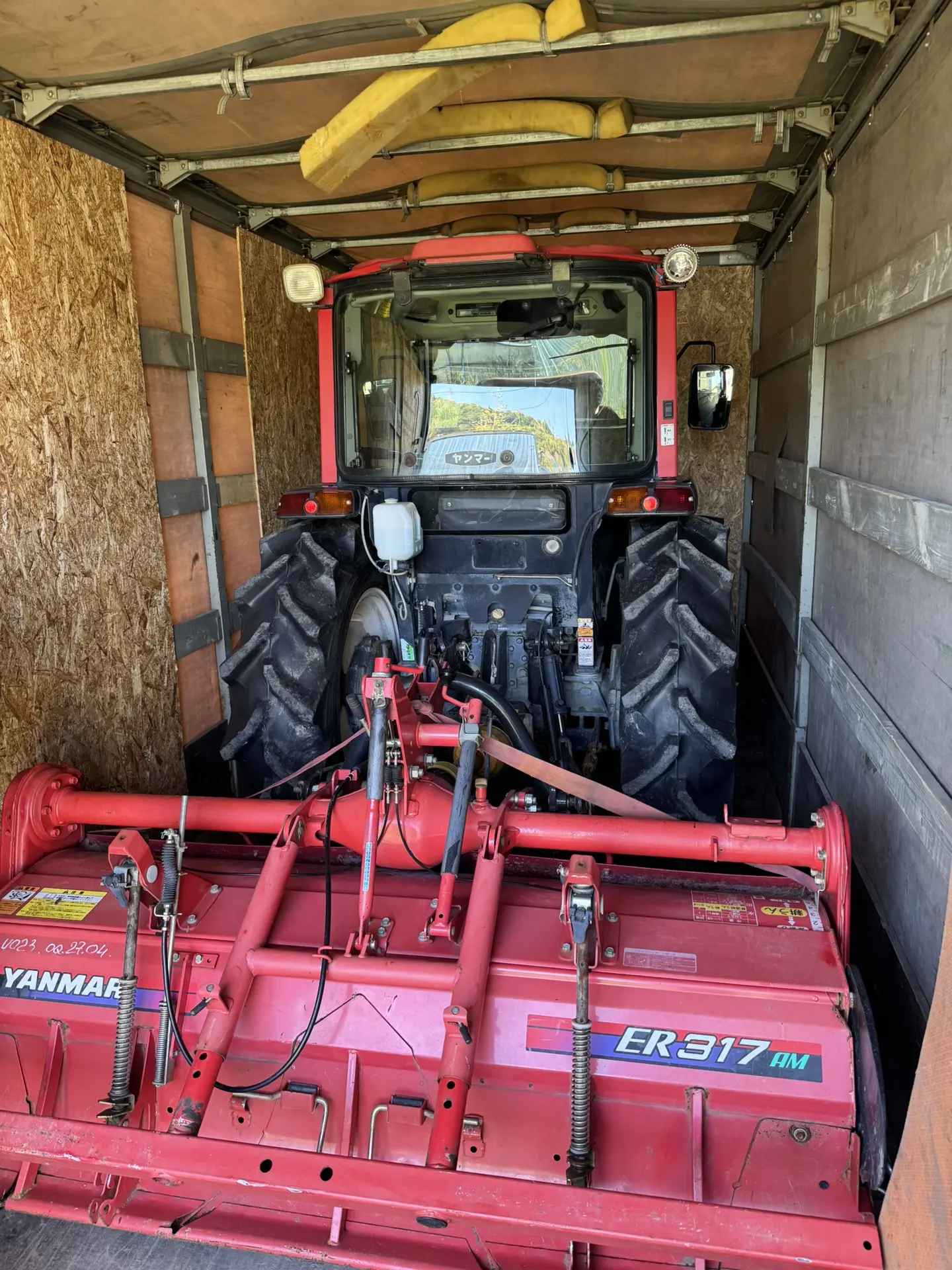 Отправка японского трактора Yanmar EF330 в Москву 🔥✅