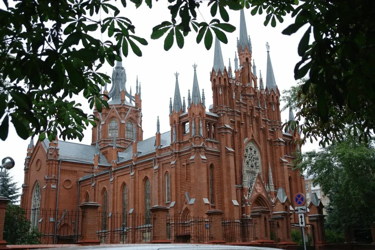 Познакомиться с одним из самых красивых храмов Москвы можно бесплатно ⛪

Если давно хотели увидеть в