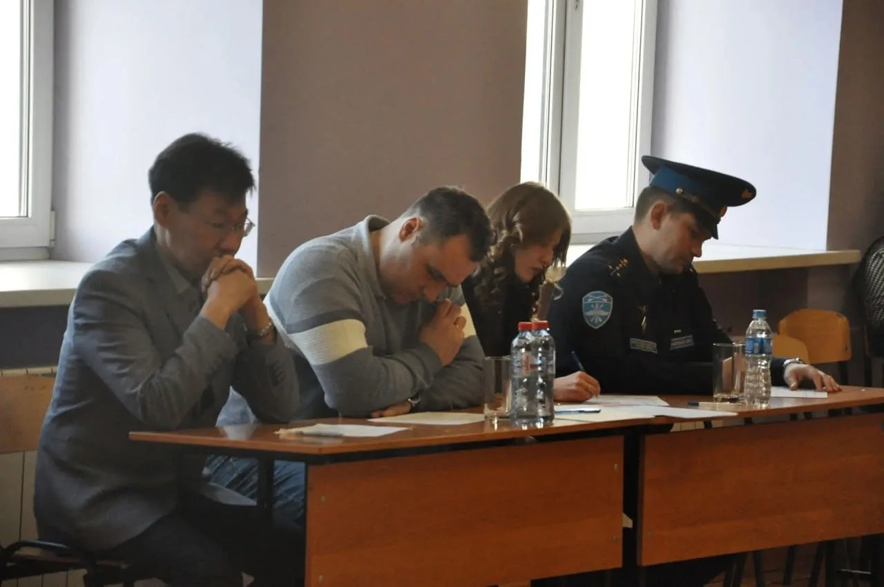 20 февраля в актовом зале прошел конкурс-смотр песни и строя «На знамя победы равняем шаг»!   В смот