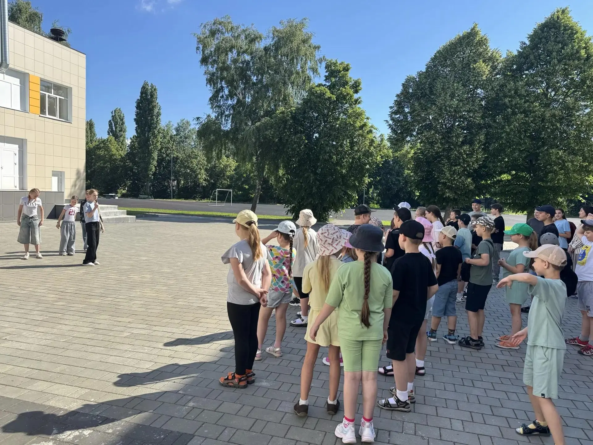 🚀 «Орлёнок — на все руки мастер»: День 11 в лагере «Мечта»

Сегодня в нашем пришкольном лагере «Меч