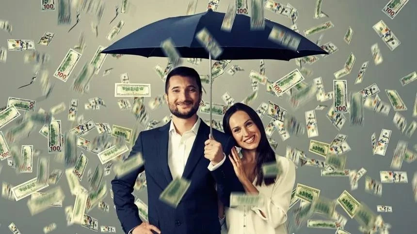 В России 1% контролирует 60% богатства.