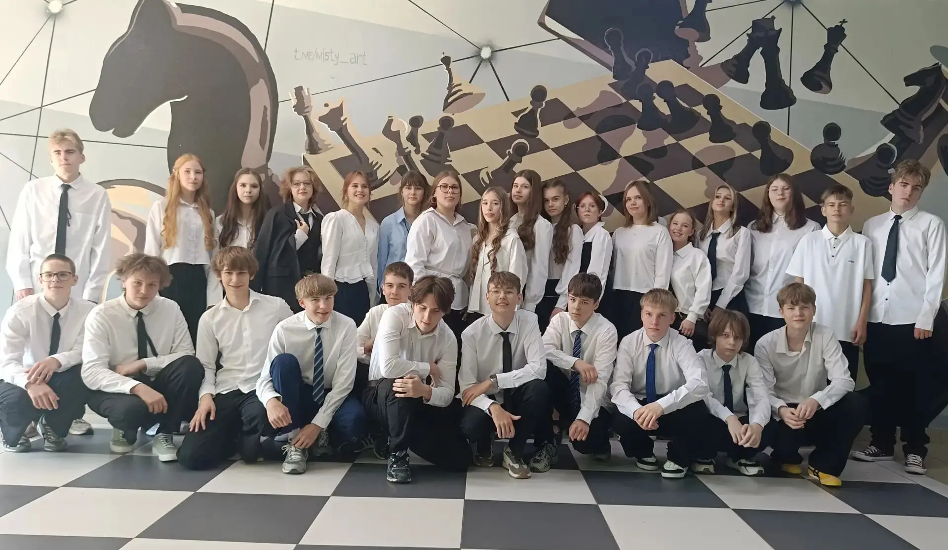 В 9Б прошел классный час, посвященный началу учебного года! 🎉