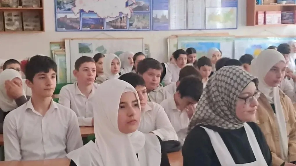 14 мая 2026года в МКОУ " Новочиркейская СОШ 2" в целях выполнения комплекса профилактических мер, на