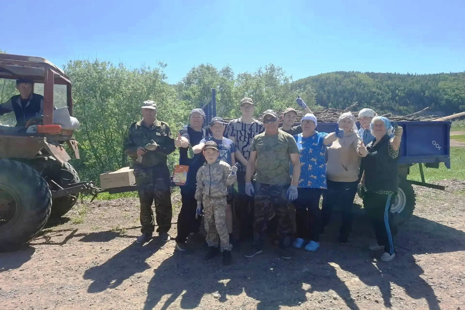 🌳 Добрые дела в действии! 

На минувшей неделе жители села Алымовка приняли активное участие в акци