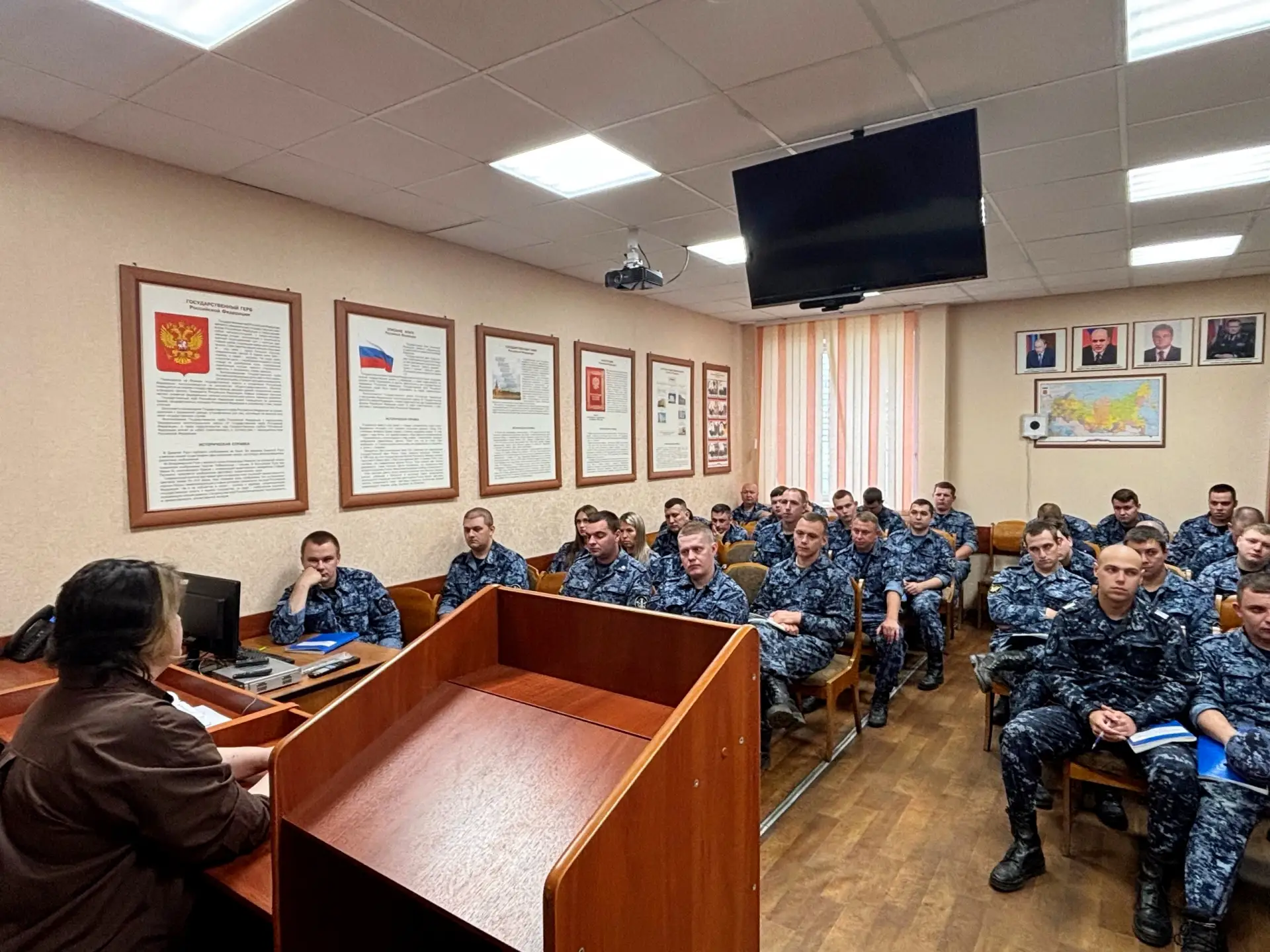 💼Председатель терризбиркома провела информационную встречу с сотрудниками отдела по ко...