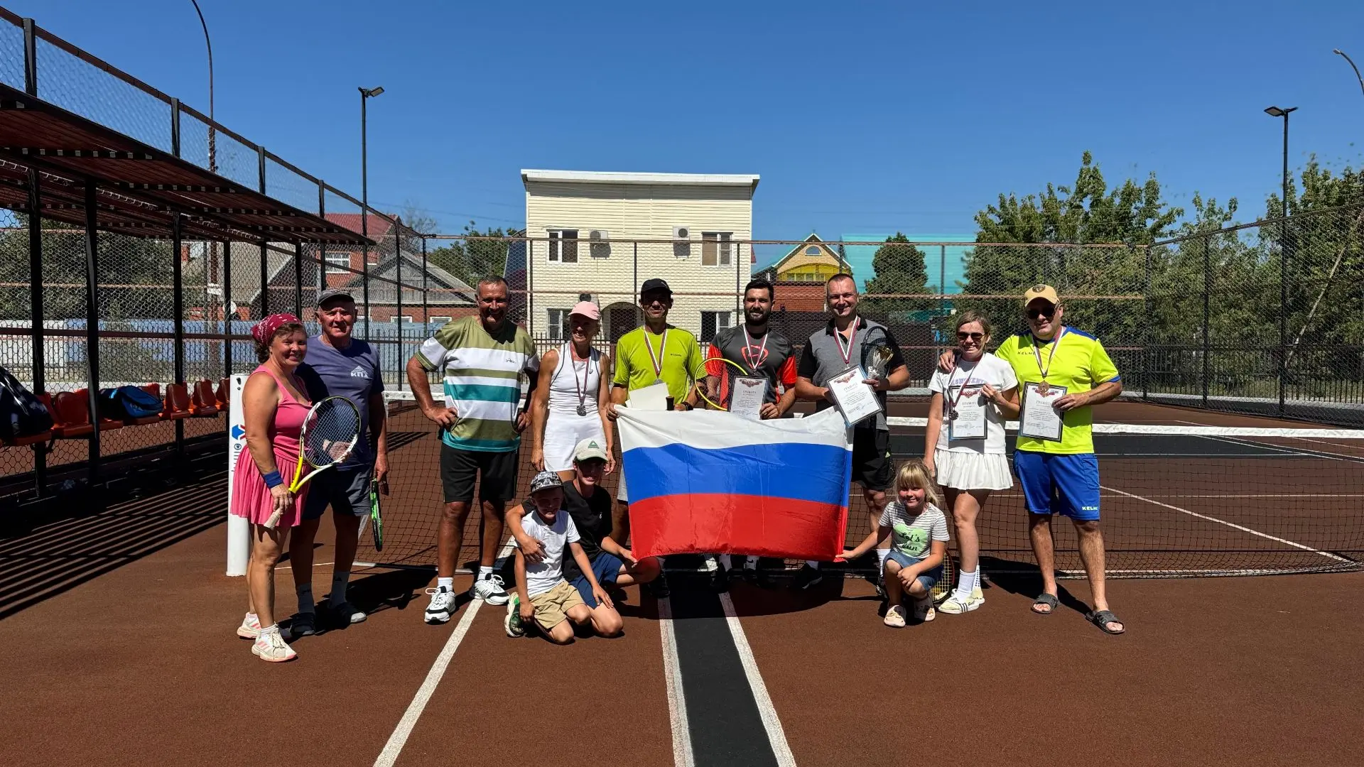 В этот же день на спортивно-игровой площадке МБУ «Спортивный клуб «Барс» состоялся еще ...
