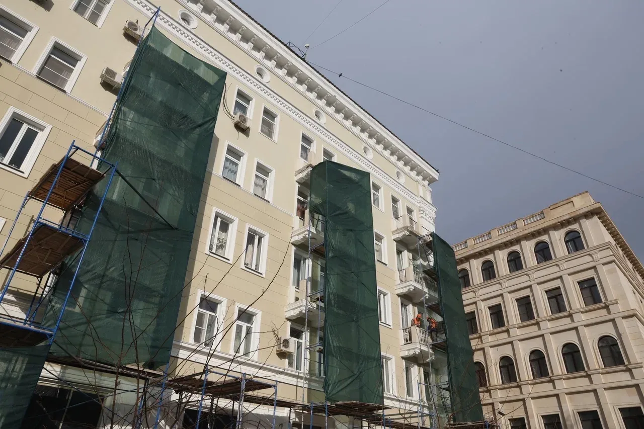 Свыше 500 многоквартирных домов капитально отремонтируют в этом году в Астраханской области.   Для б