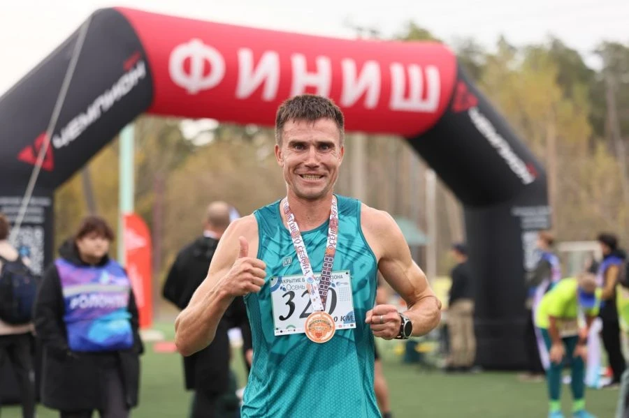 🏃 Осенний кросс в Барнауле собрал рекордные 400 участников