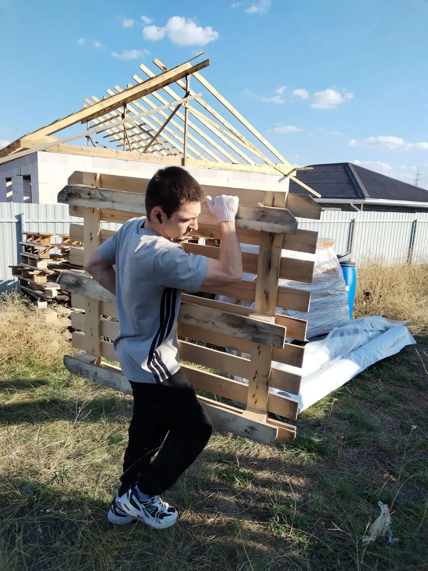 Ко мне обратились за помощью парни, которые защищают наше Волгоградское небо.