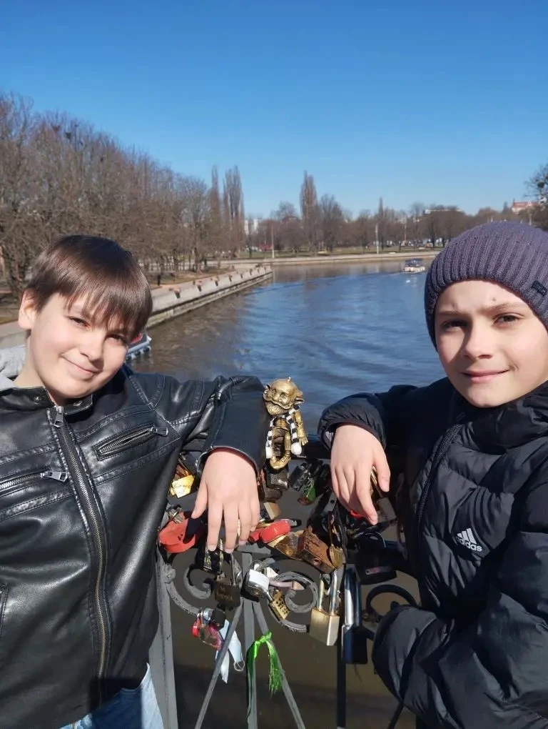 🌆 Познавательное путешествие по Калининграду  Сегодня учащиеся 4 «Г» класса и их классный руководите