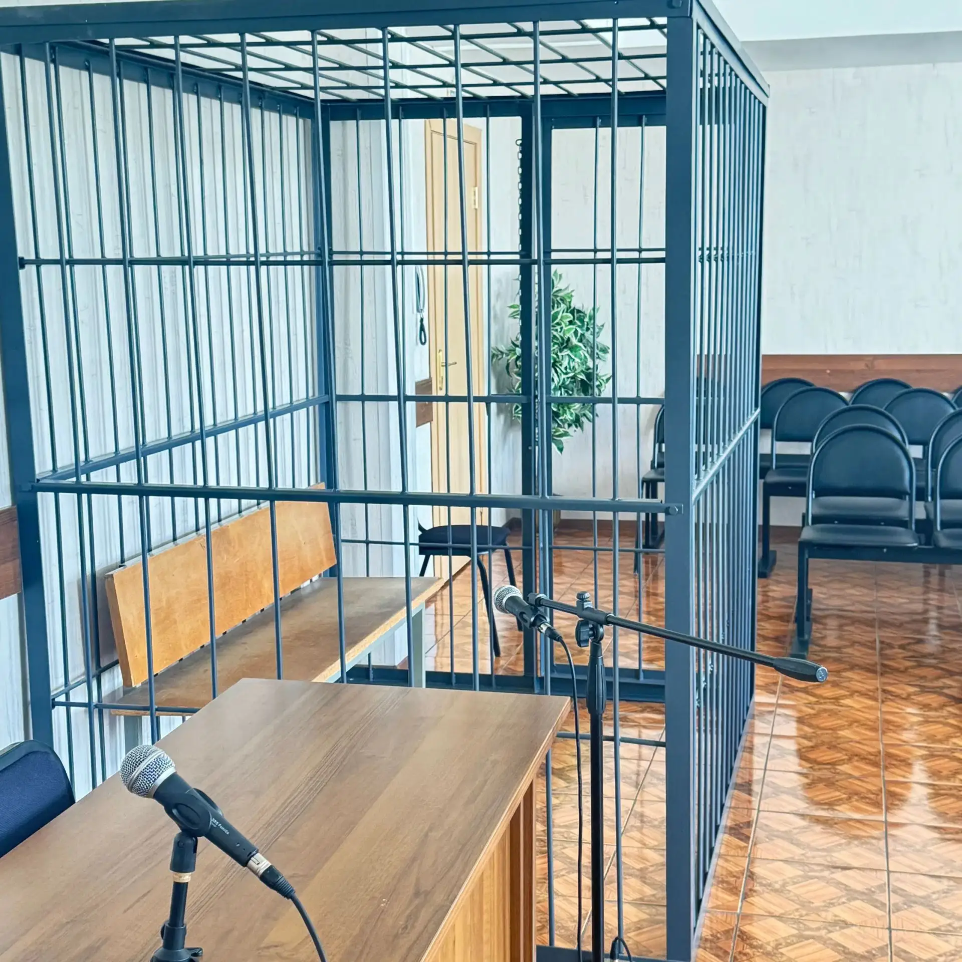 Братск: за покушение на сбыт наркотических средств осуждена местная жительница