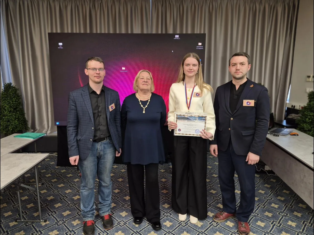 #гордимсянашимиучениками #ЦО_школа18   Поздравляем Трофимову Валерию, ученицу 10а класса, победителя