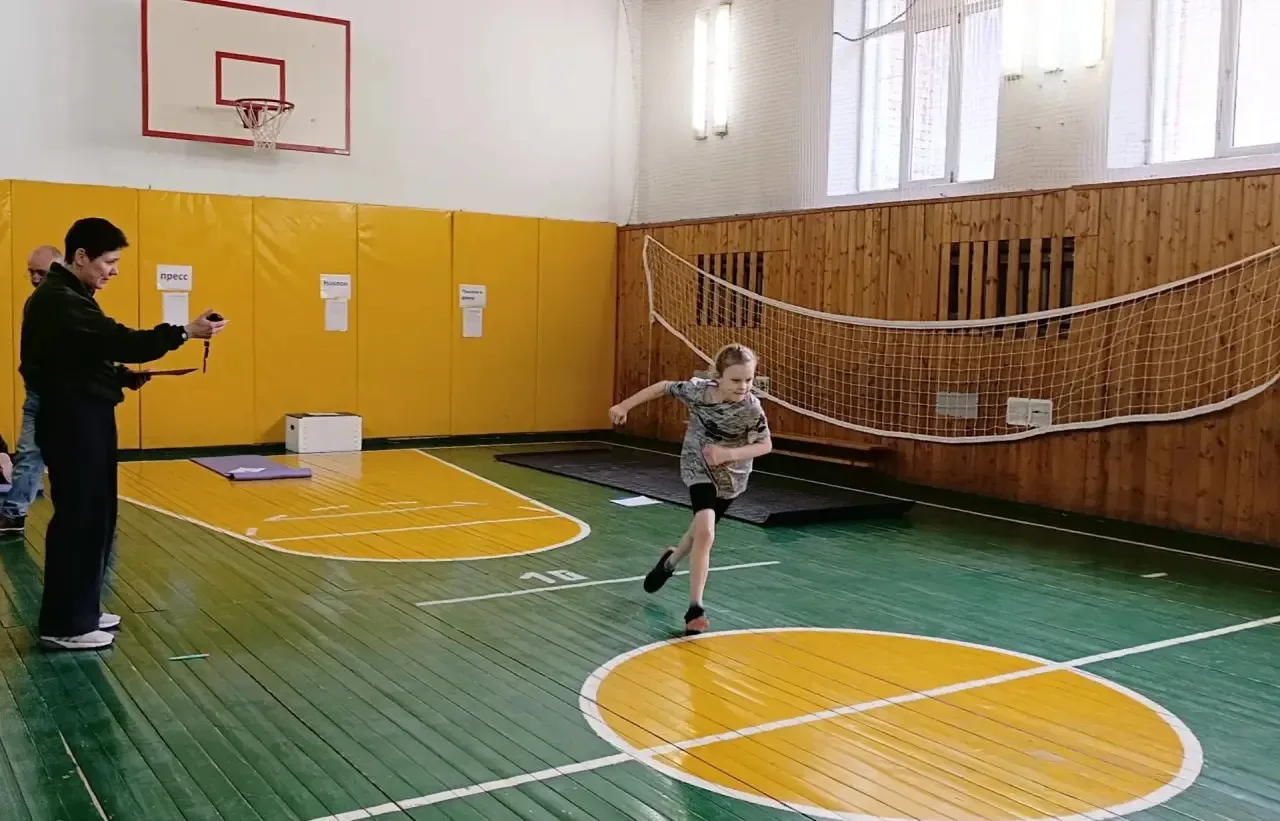 🏃‍ГТО В  ШКОЛЕ!💪  💥 В нашей школе вчера сдавали нормативы ГТО — это комплекс тестов на силу, скорост