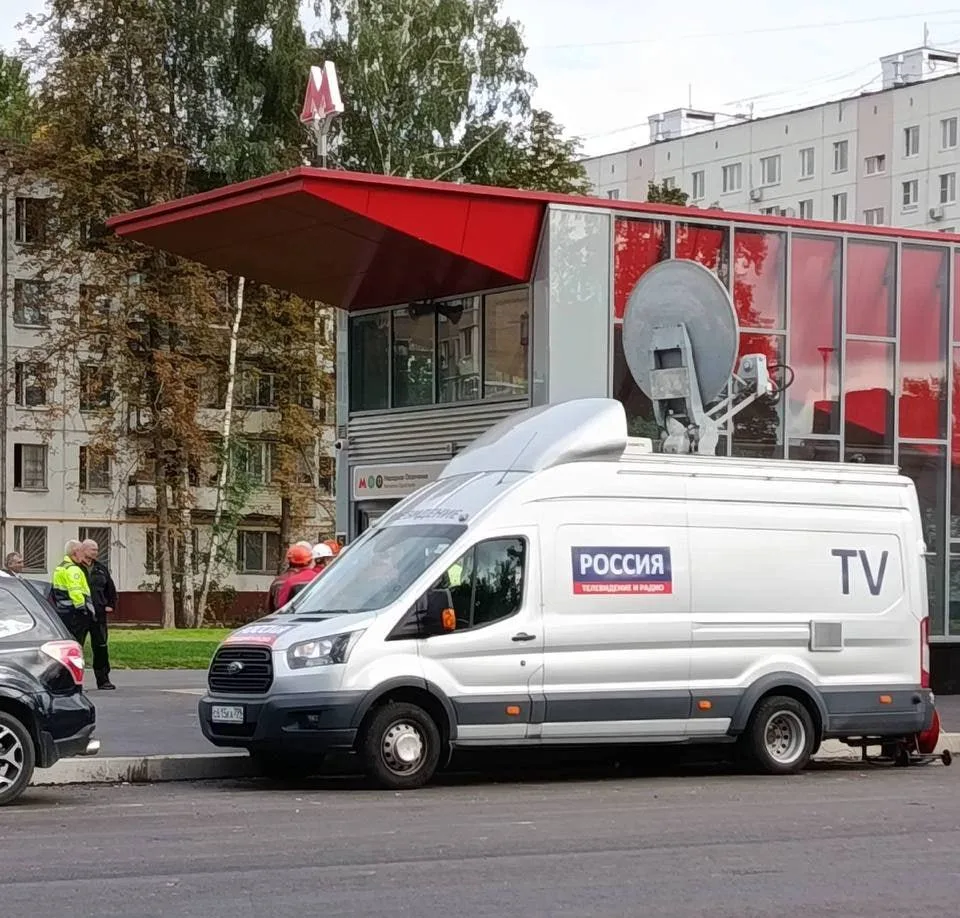 СМИ замечены  рядом с  будущей станцией метро «Народное Ополчение»