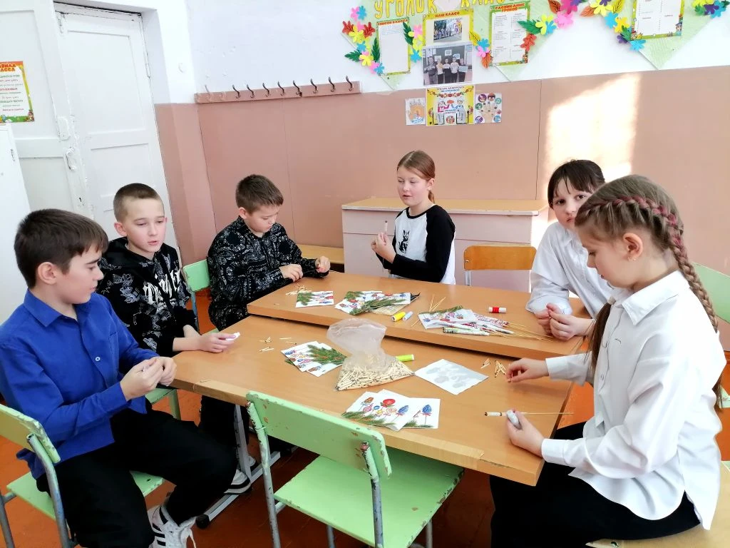 Сегодня Журавлевскую школу посетили представители Курганского телевидения. Наши волонте...