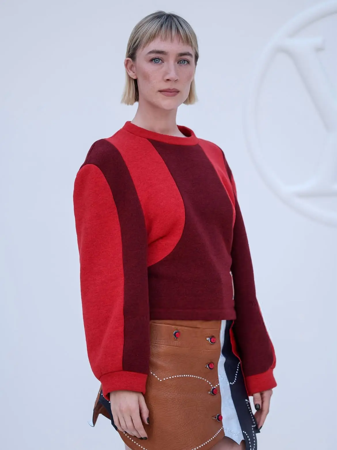 Сирша Ронан посетила модный показ Louis Vuitton в Париже • 6 октября