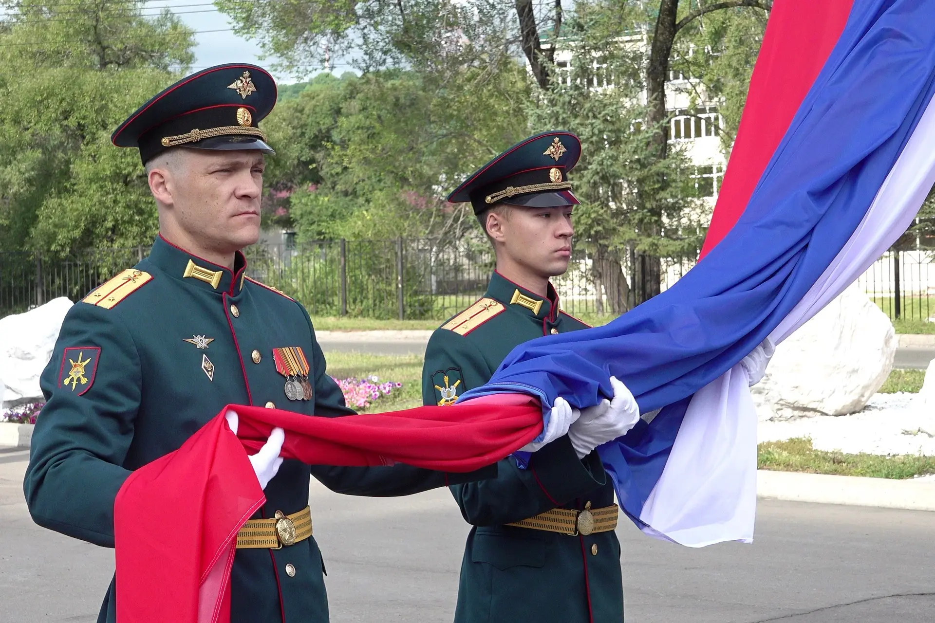 ЕАО встретила День Государственного флага