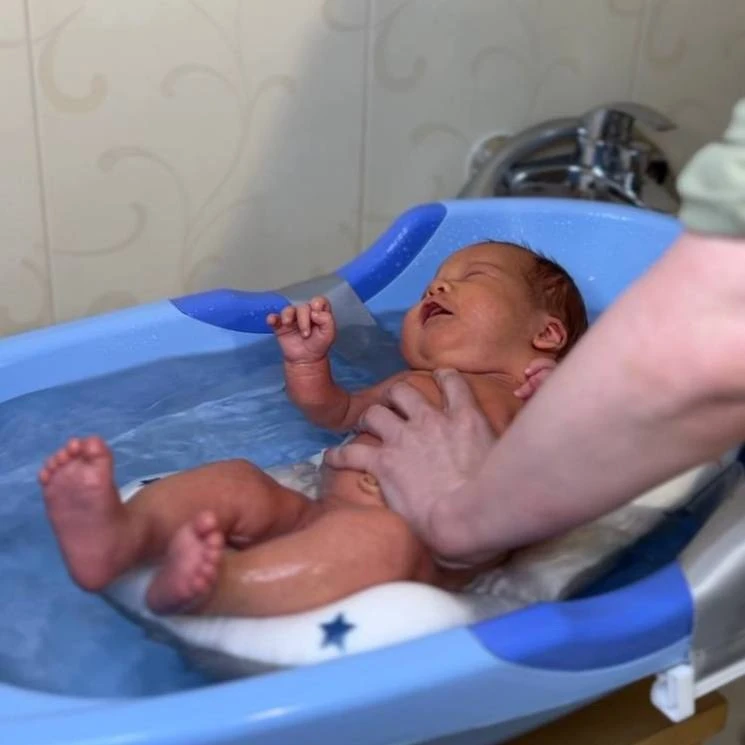 💦Давайте поговорим про первые купания малыша: когда? Как? Сколько?