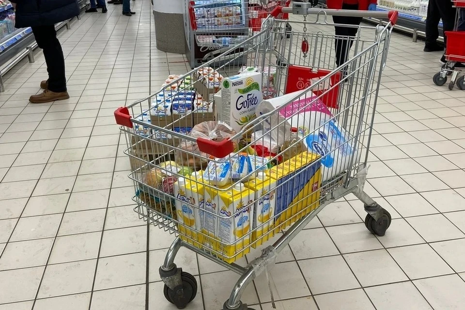 🛒 В Новосибирской области продуктовая корзина подорожала до 7 969 ₽  

С начала 2026 года рост сост