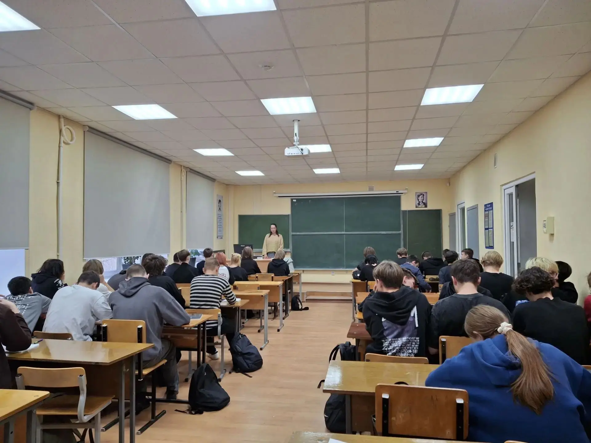 🌟 Встреча студентов с председателем комиссии по делам несовершеннолетних