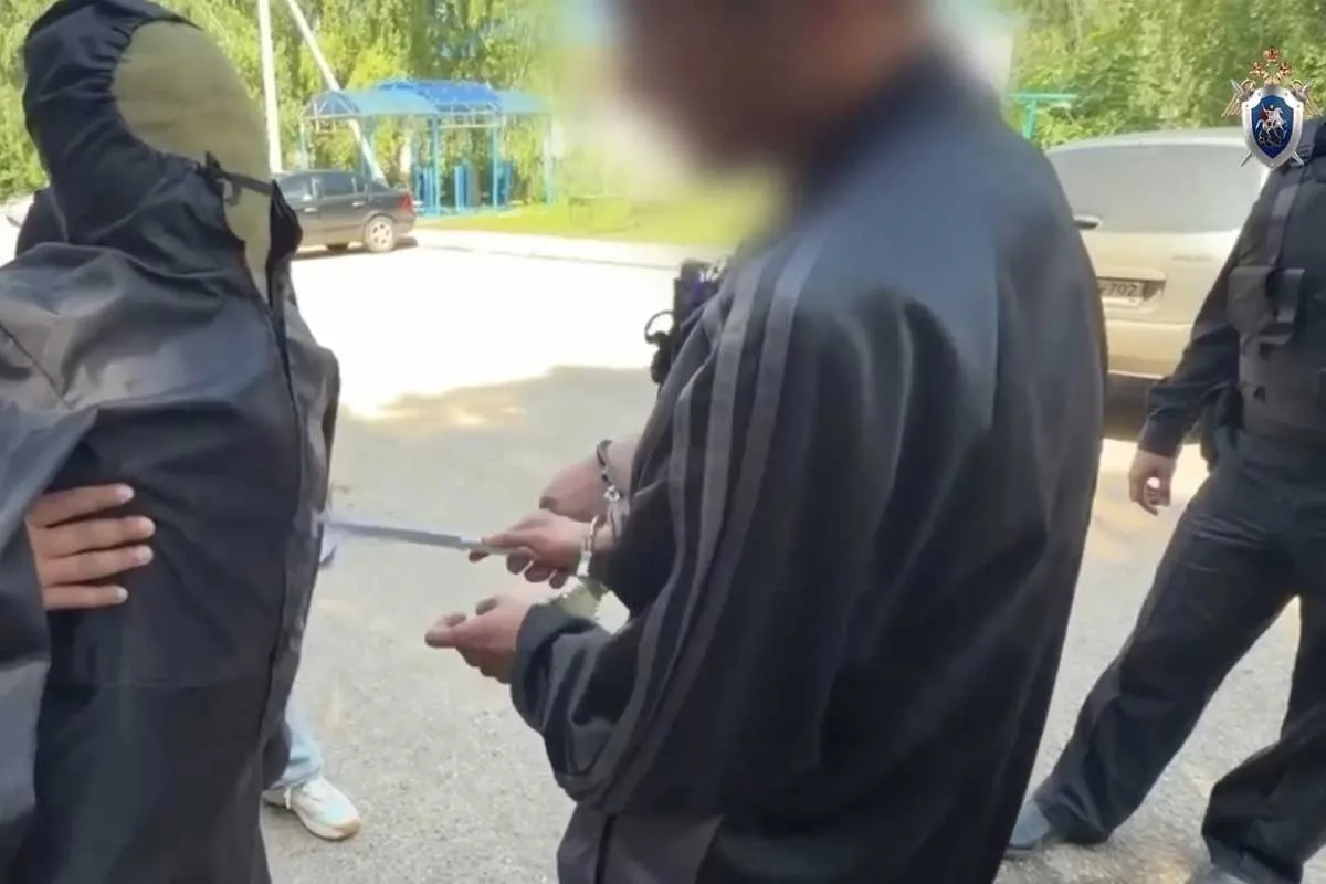 ⚡️ В Башкирии 21-летний мужчина обвиняется в нападении на подростка с ножом: возбуждено уголовное де