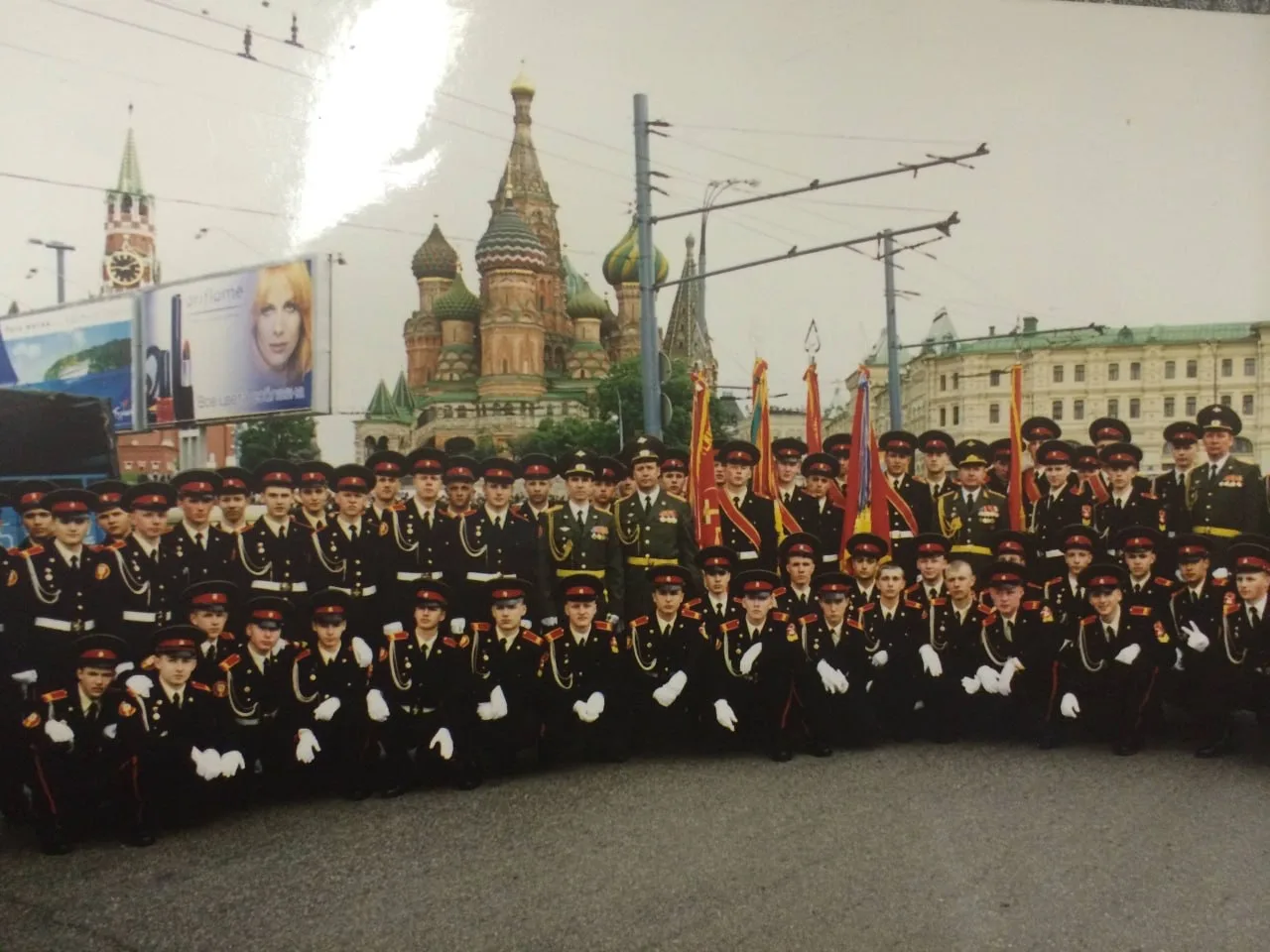 Ровно 25 лет назад, 9 мая 2001 года. Красная площадь. Третья шеренга, первый взвод Московского Сувор