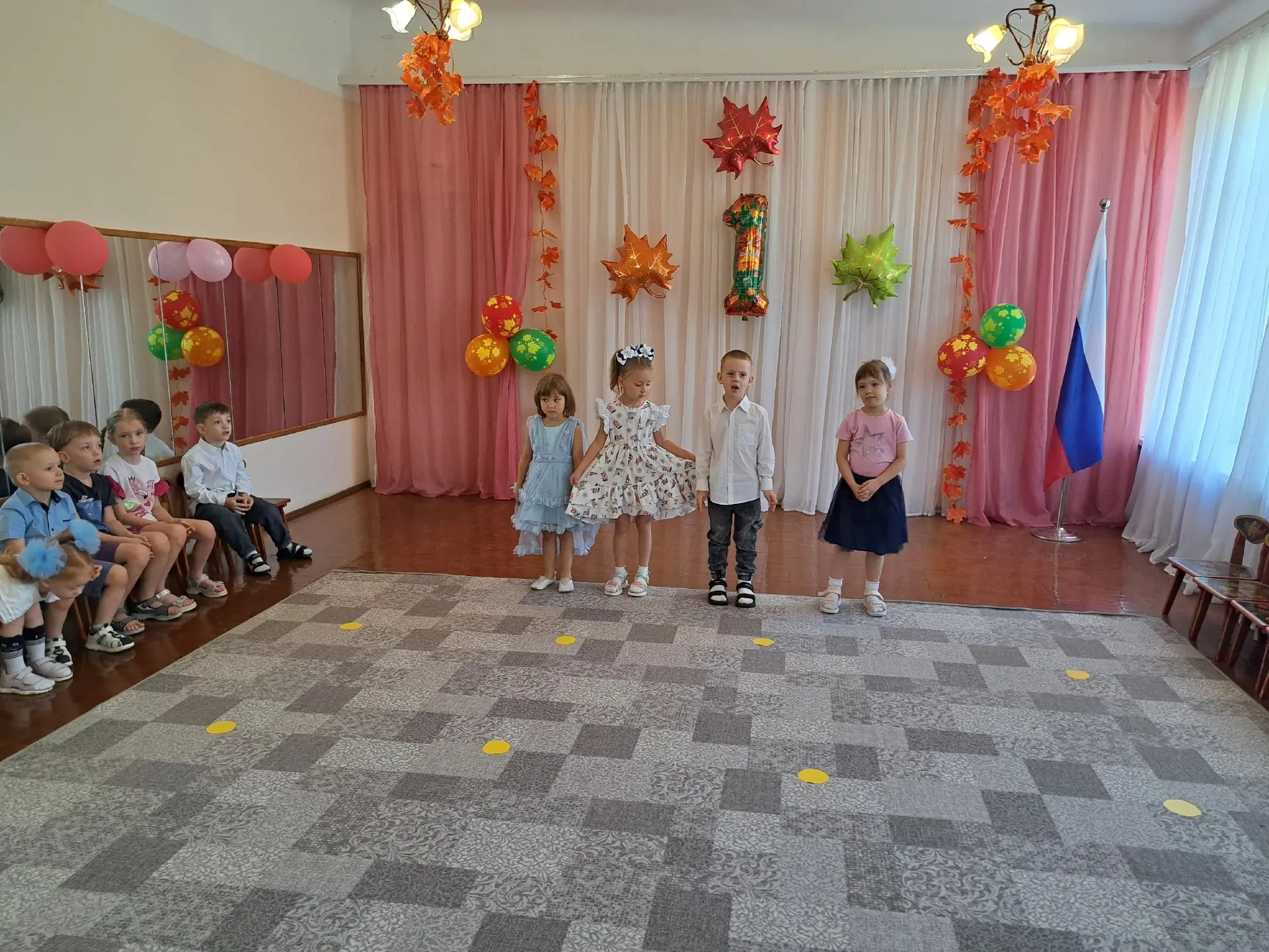 💐Поздравляем с Днём знаний!  Пусть в нашем детском саду каждый день будет полон открыт...