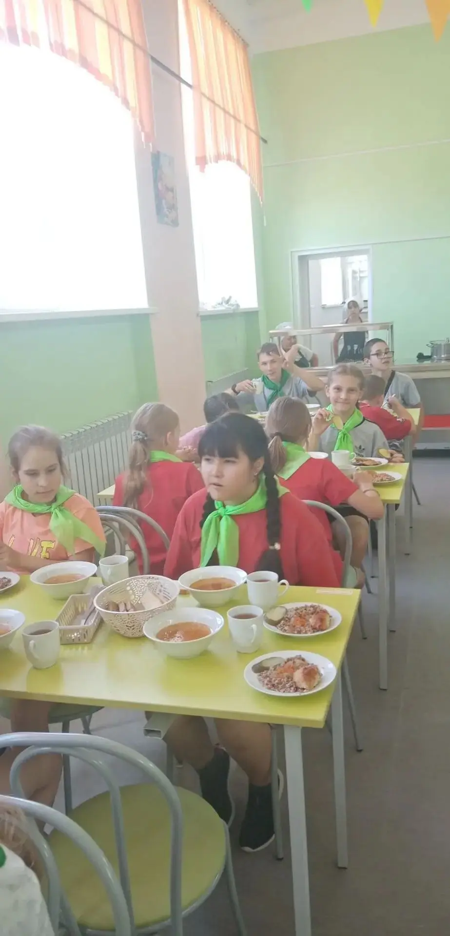 День 11.
✅Лагерь "Радуга"
👍Тема дня " Если с другом вышел в путь"
🇷🇺В этот день большое внимание 