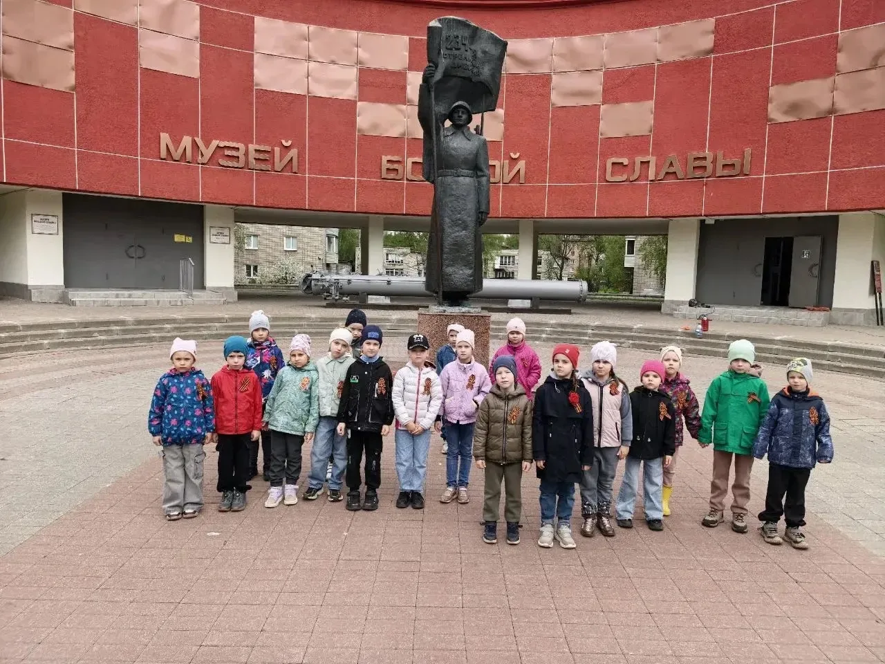 ЦРР - детский сад N105  Память в сердцах: воспитанники детского сада N 105 почтили память героев 🌹  
