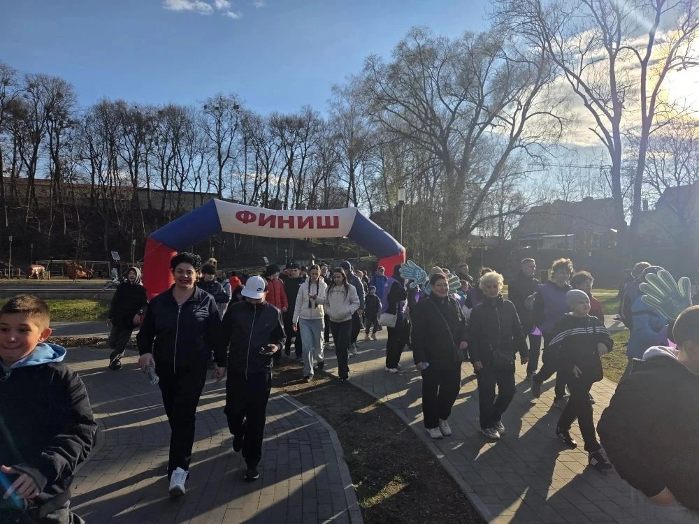 Черняховск присоединился к Всероссийской акции «10 000 шагов к жизни», посвященной 80-летию Калининг