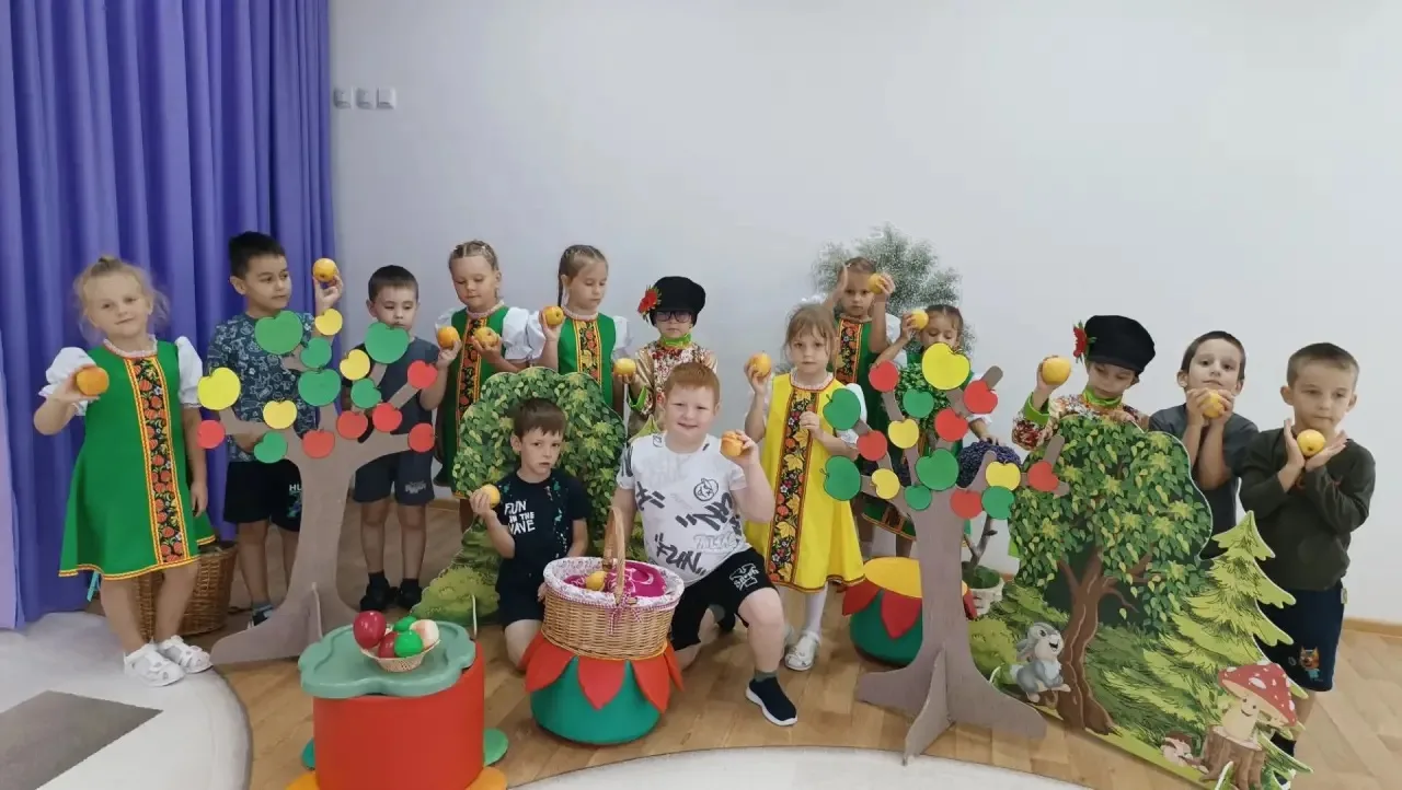 🍏 Яблочный Спас в «Жемчужинке»! 🍎Мы отметили Яблочный Спас! 💛 Этот народный праздник...