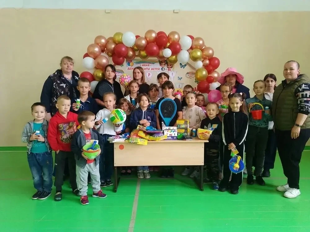 В честь Международного дня защиты детей в нашей школе прошла увлекательная сказочная эстафета. В вес