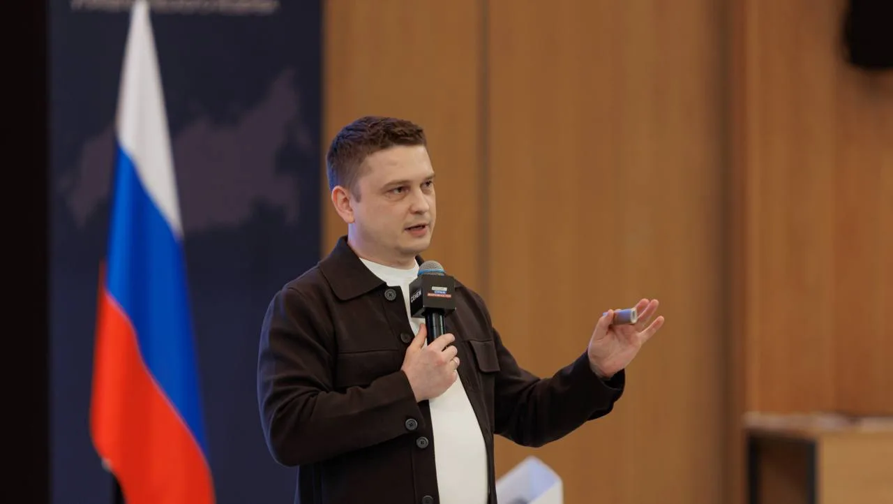 Задачи муниципальных центров управления обсудили на «Школе мэров»

Первый замгендиректора АНО «Диало