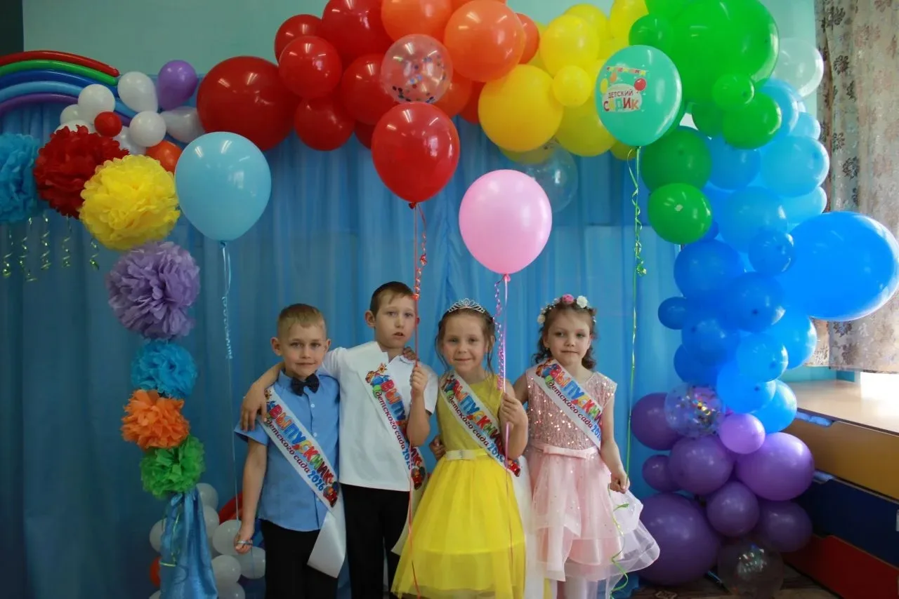 🌟  Выпускной в саду – это было незабываемо!

💃 27 мая наш сад превратился в сказочный бал для наши