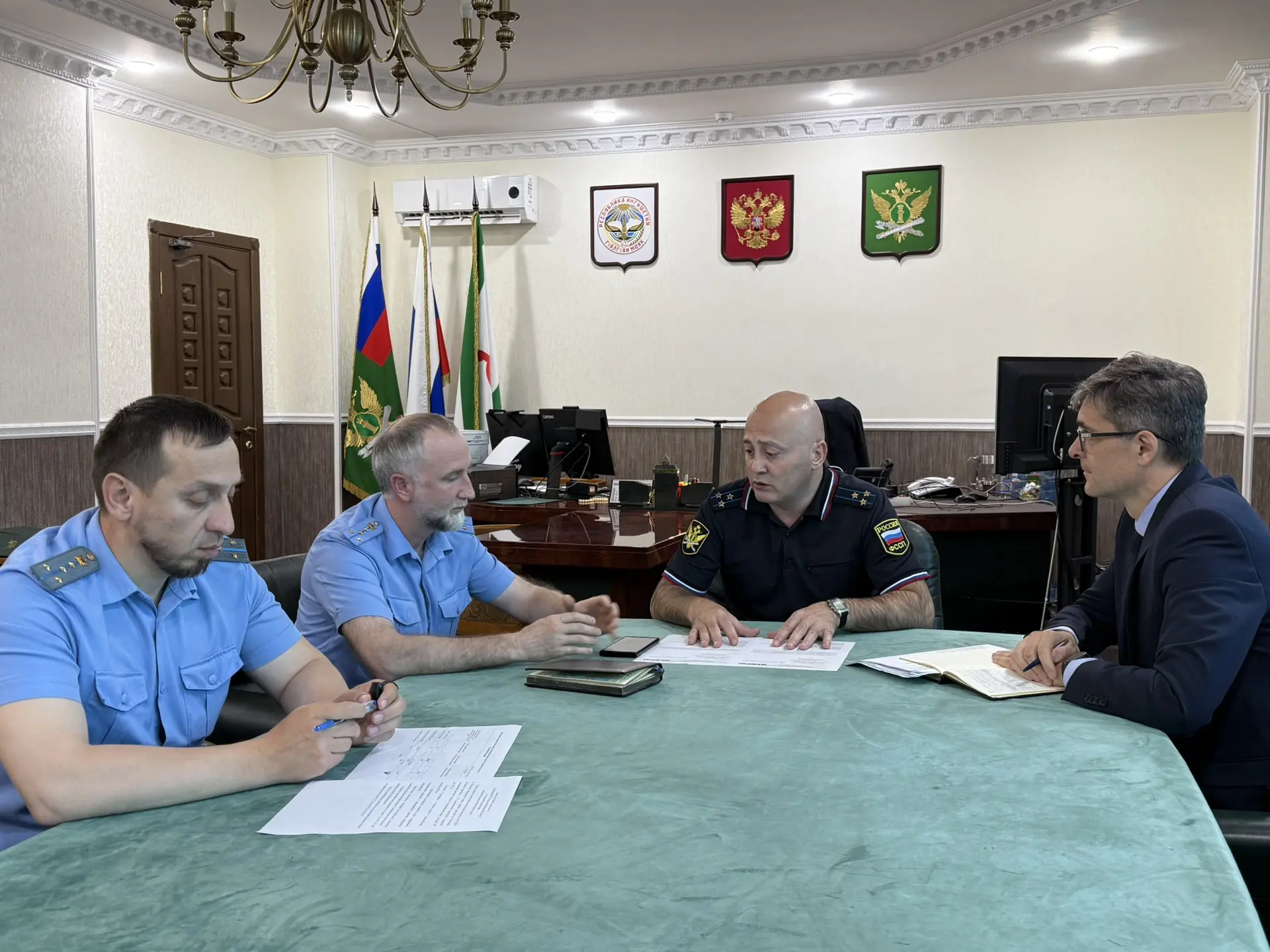 В УФССП России по Республике Ингушетия состоялась рабочая встреча с руководством УФНС региона

В Упр
