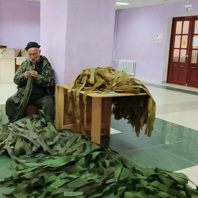 Сегодня мы хотим рассказать о человеке с большим сердцем, который уже год помогает нашим женщинам - 