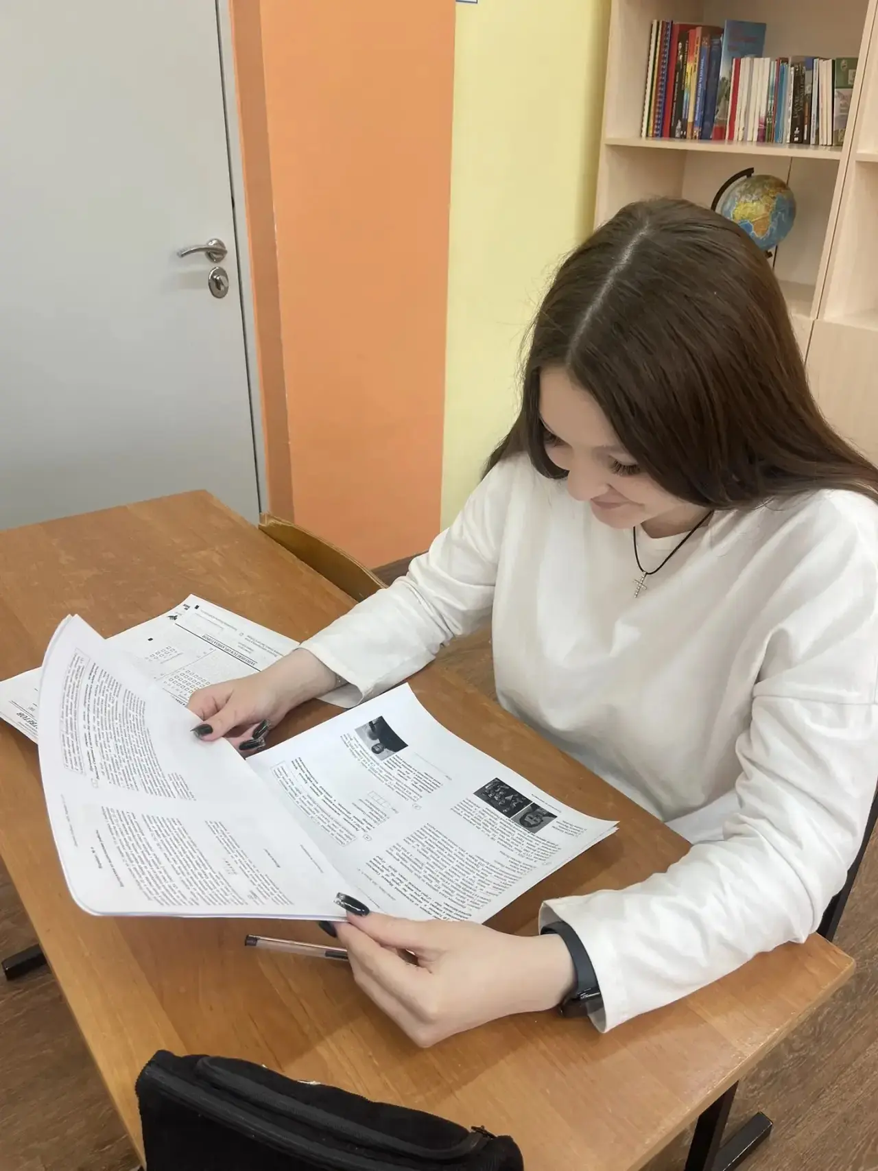 Сегодня, 24 апреля, для учеников 11 «А» класса нашей школы история стала ближе и осязаемее. Они прин