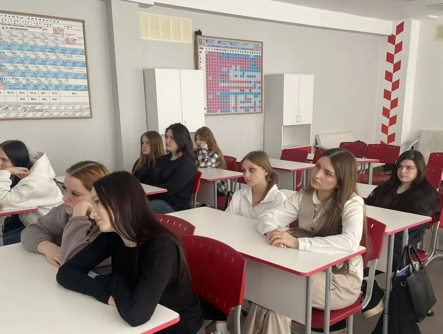Учащиеся 11Б класса побывали на онлайн-встрече с деканом Кузбасского гуманитарно-педагогического инс