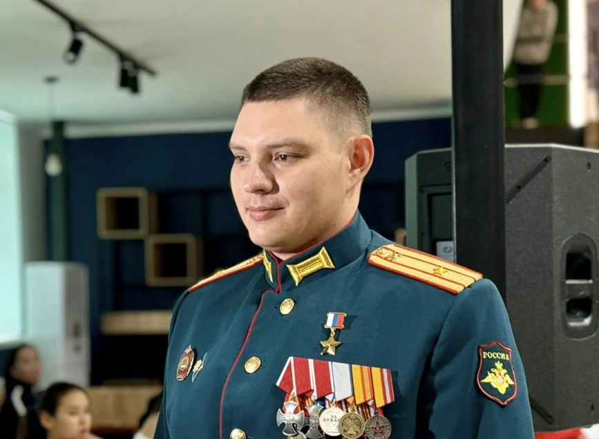 Николай Соболев стал шестым якутянином, удостоенным звания Героя Российской Федерации. ...