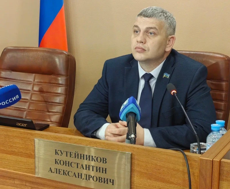 🗣 Константин Кутейников: постоянный диалог с жителями помогает правильно расставлять п...