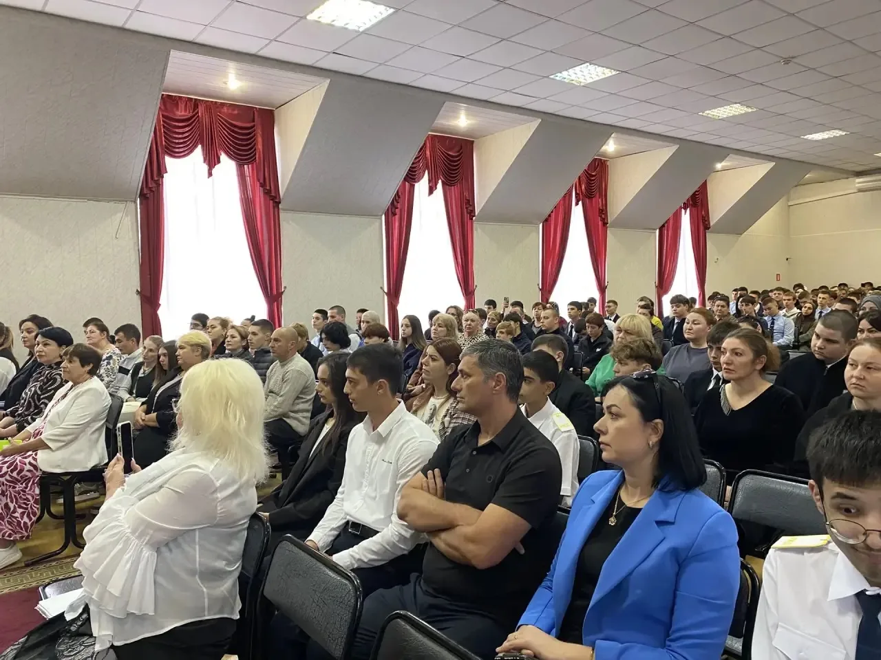1 сентября во Владикавказском техникуме железнодорожного транспорта — филиале Ростовско...