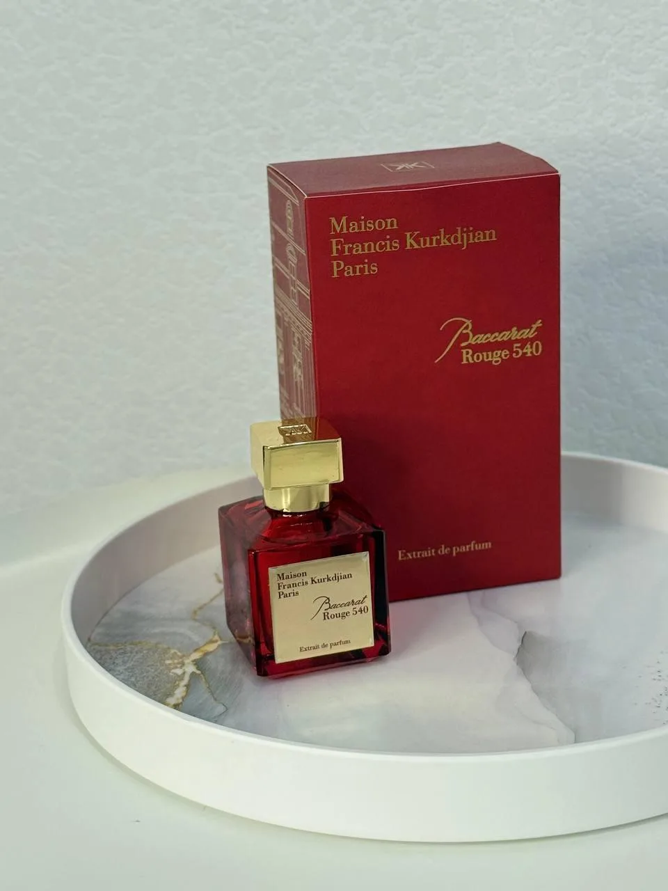 💎 Baccarat Rouge 540 Extrait
3120₽ — 100мл вместо 3900₽

🌹 Climat (духи)
3520₽ — 14мл вместо 4400₽