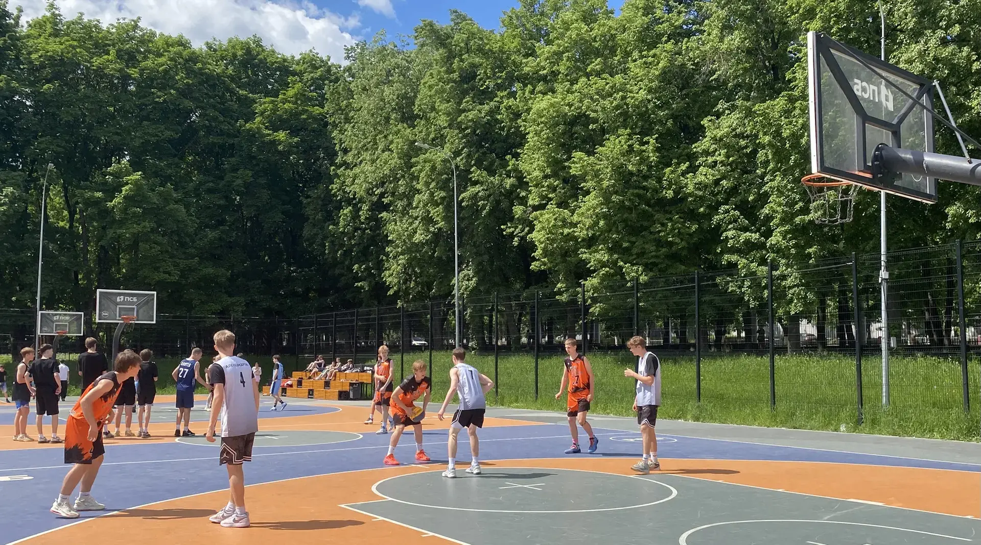🏀24 мая в центральном парке г.Владимира, на площадке ПСБ, состоялось первенство области по баскетбол