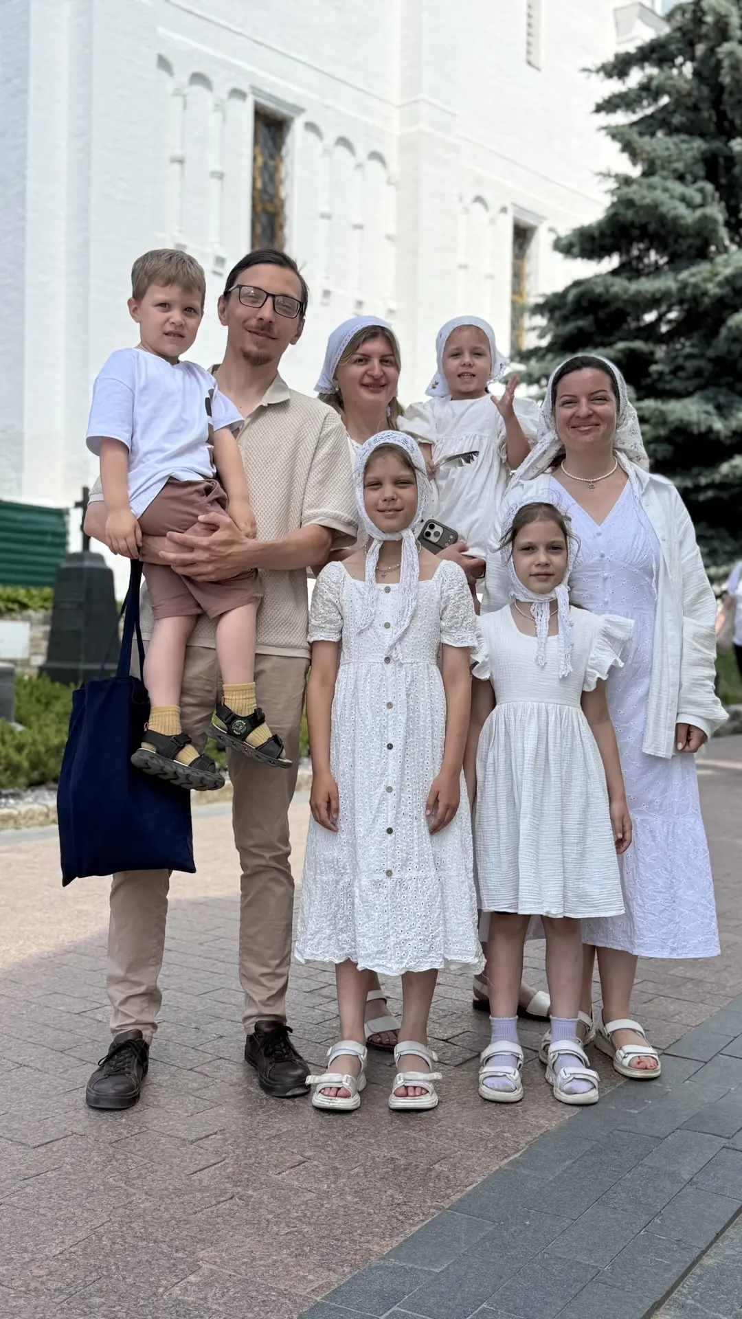 ✨А еще, у нас сегодня  случилась очень теплая встреча с семьей Чепких.

Очень многие знают матушку У
