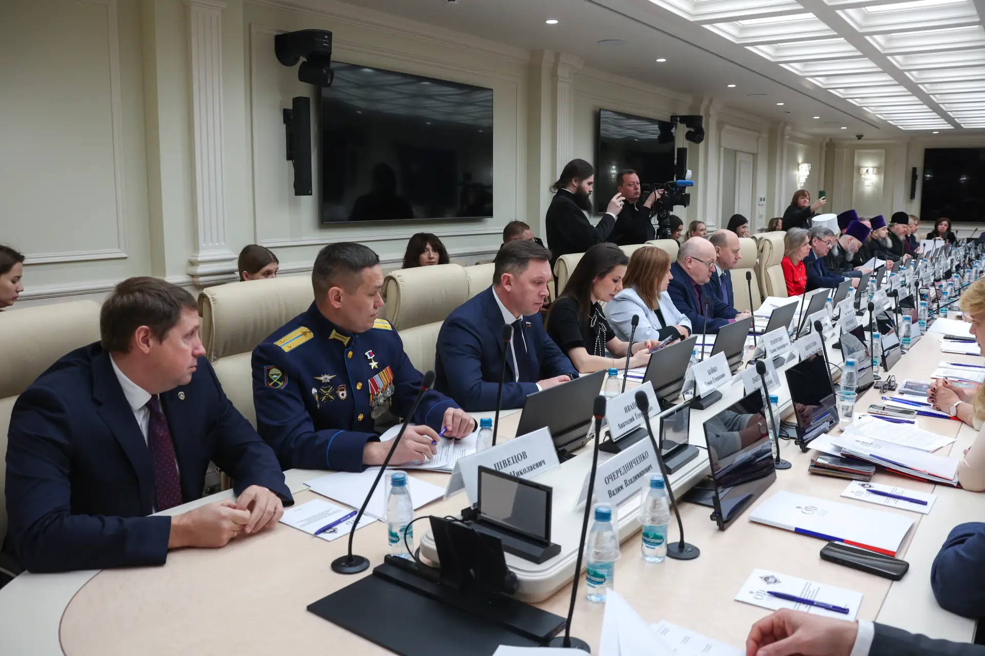 📍 В Совете Федерации в рамках XXXIV Международных Рождественских образовательных чтений на тему «Про
