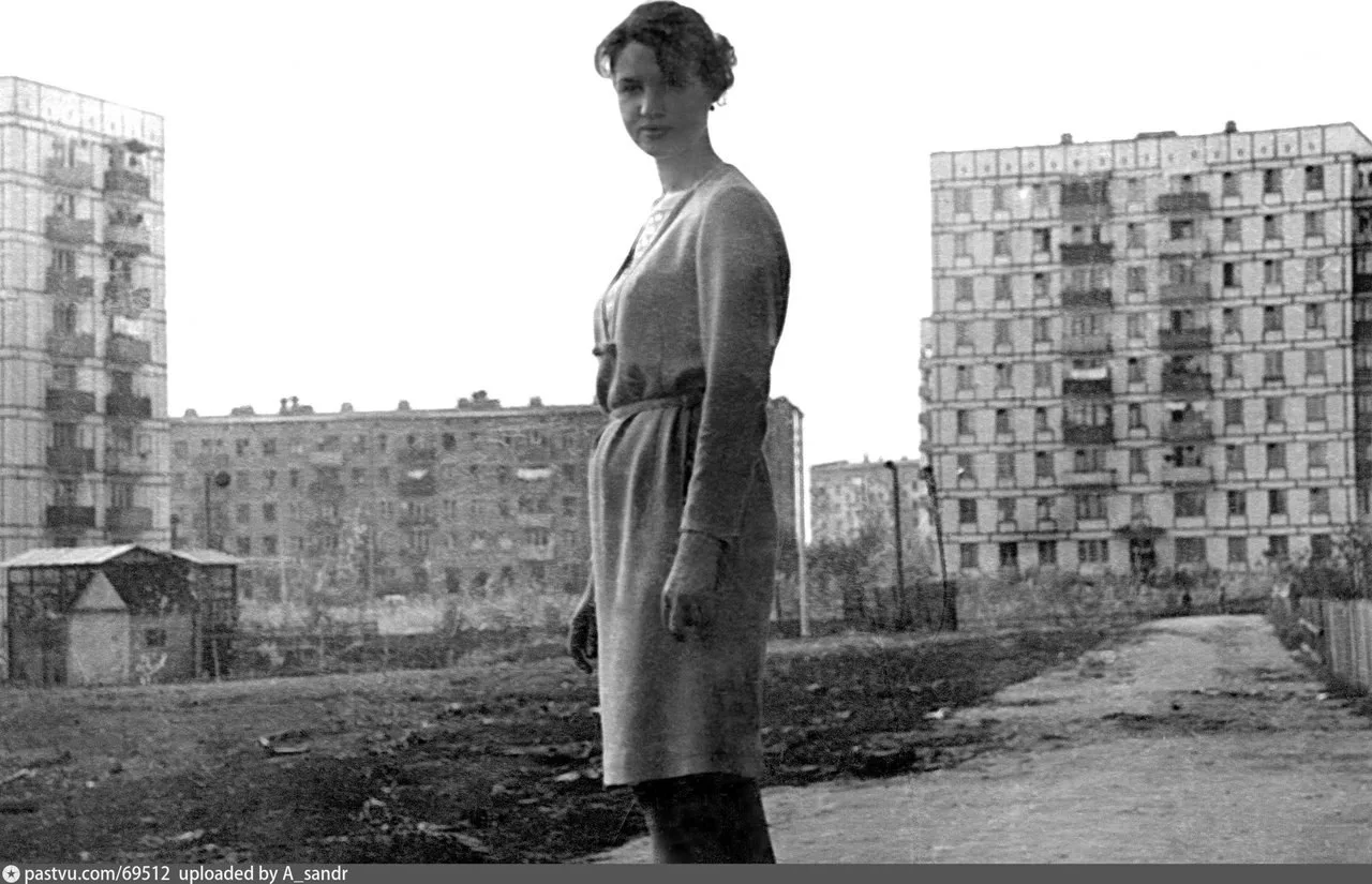Внутренний двор Туристской улицы