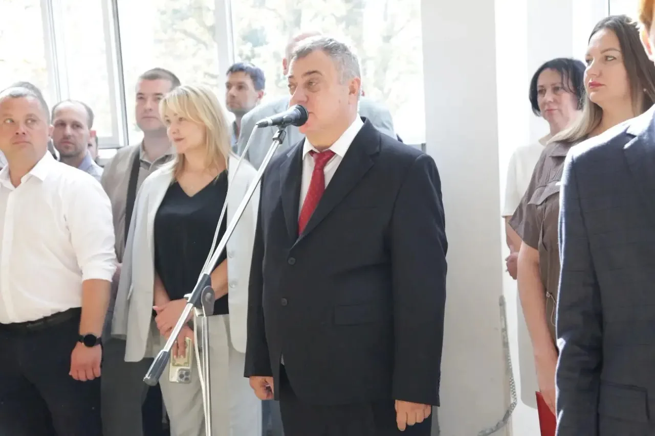 Вот и пролетело стремительное лето, и вновь распахнул свои двери наш любимый лицей.