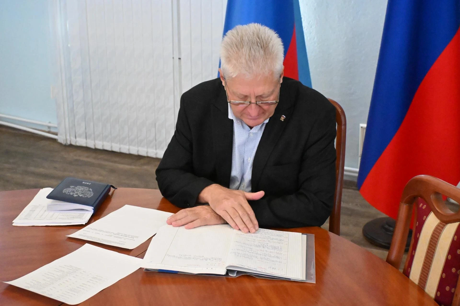📌Традиционно начал рабочую неделю с проведения расширенного аппаратного совещания. Вме...